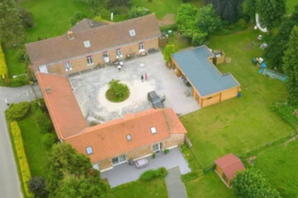 Вилла Le Domaine Des Saules Richebourg  Экстерьер фото